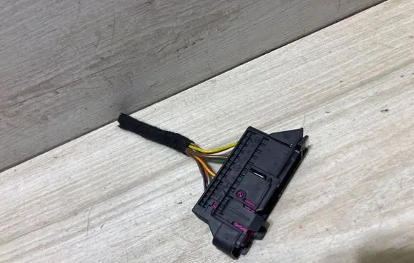 Porsche Cayenne (92A) Front door wiring loom 1K0937722D