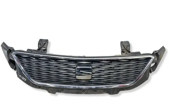Seat Toledo IV (NH) Front bumper upper radiator grill 6JA853668A 32001011 11013070100