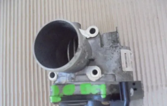 Opel Vivaro Throttle valve 8200727648