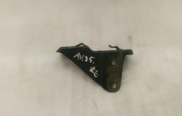 Toyota Avensis T250 Headlight/headlamp mounting bracket 5208105020