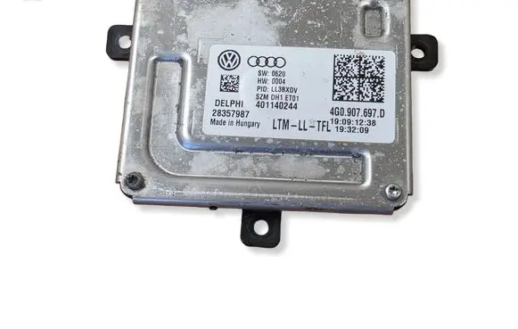 Audi Q3 8U Headlight ballast module Xenon 4G0907697D 401140244 28357987