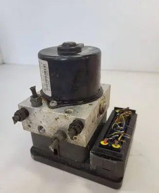 BMW 3 E46 ABS Pump 6763959