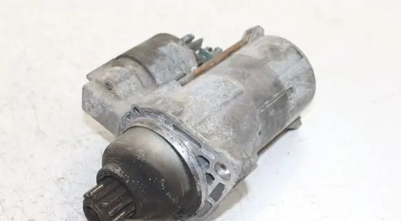 Volkswagen PASSAT B7 Starter motor 02M911024P