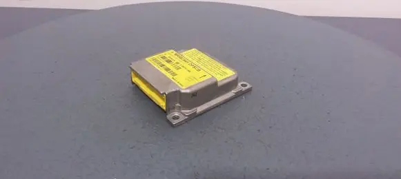 Mitsubishi Colt Airbag control unit/module 0285001688