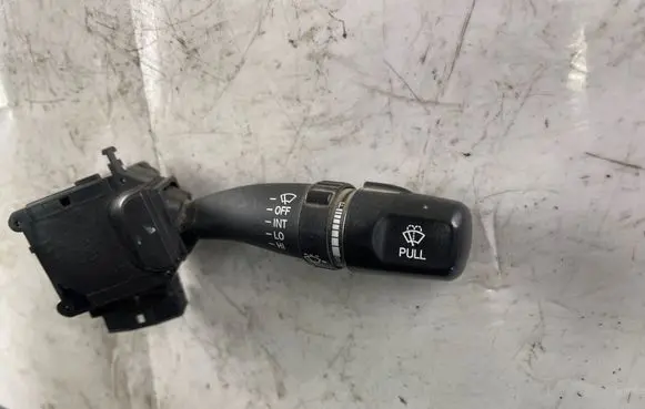 Hyundai Accent Wiper control stalk