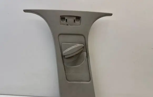 Ford Focus (B) pillar trim (top) 4M51A24583