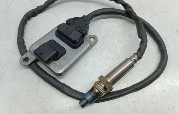 Mercedes-Benz GLC X253 C253 Lambda probe sensor A0009058611 0009058611