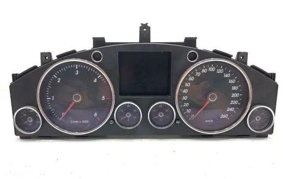 Speedometer (instrument cluster)