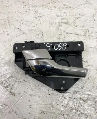 Jaguar XF X250 Rear door interior handle 8X2322601AD