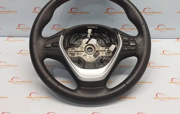 BMW 1 F20 F21 Steering wheel 62560182