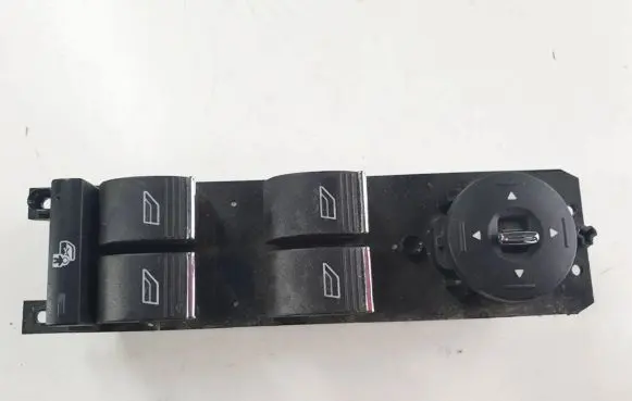 Ford Grand C-MAX Quarter vent window switch 