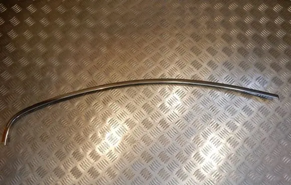 Volvo S80 Rear door glass trim molding 31301876 3255