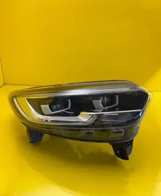Renault Kadjar Headlight/headlamp 260101637R