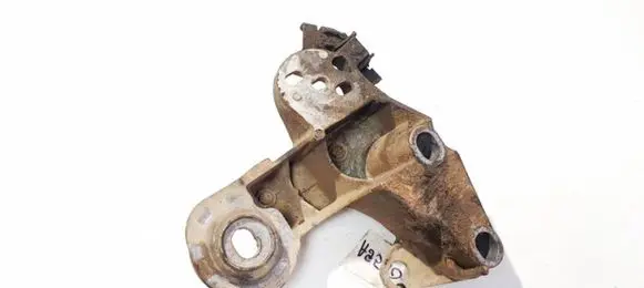 Audi A6 S6 C5 4B Engine mounting bracket 8e0199352d