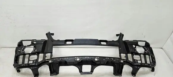 Mercedes-Benz ML W164 Front bumper mounting bracket A1648850165