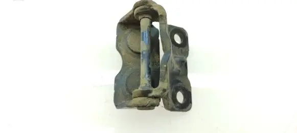 Subaru Outback Tailgate/trunk/boot hinge