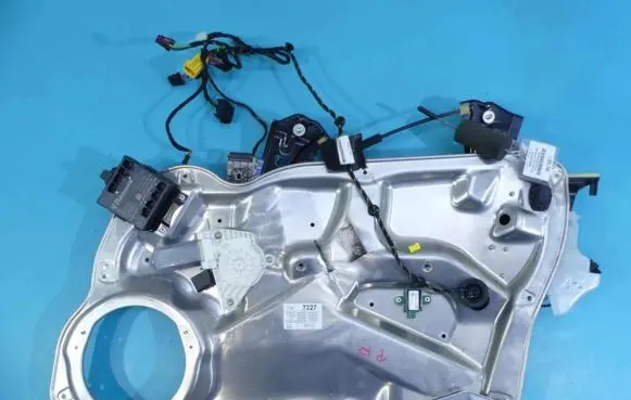 Mercedes-Benz CLS C218 X218 Front door window regulator with motor A2129004314 IMPRK1255749