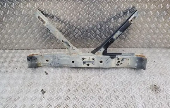 Nissan Pathfinder R51 Gearbox mounting bracket