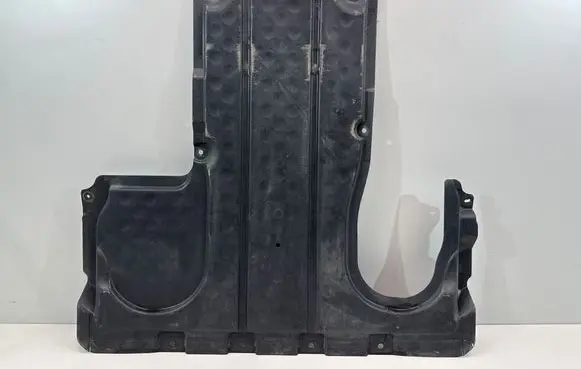Mercedes-Benz C W205 Engine splash shield/under tray A2055240630
