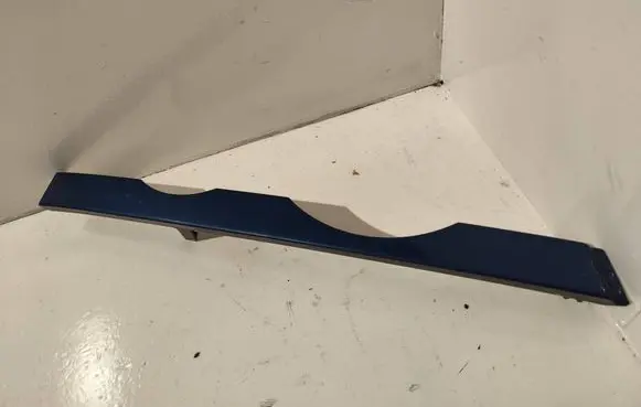 Under headlight/headlamp trim