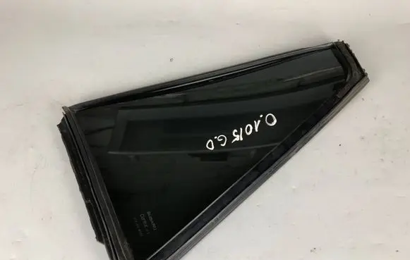 Subaru Outback Rear vent window glass 