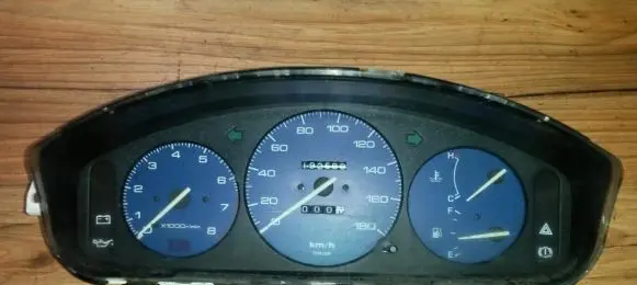 Mazda 121 Speedometer (instrument cluster) 769118890 769904-092
