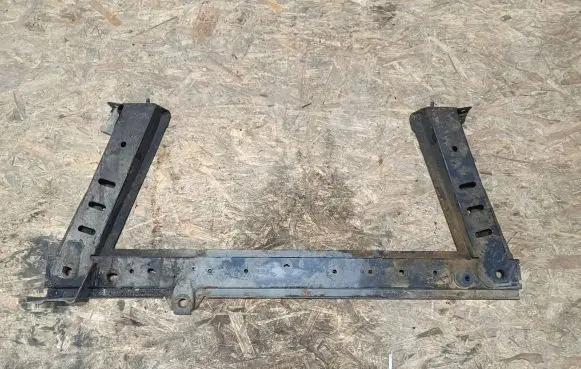 Renault Kangoo II Bottom radiator support slam panel 357105k