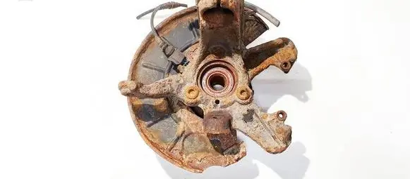 Skoda Octavia Mk2 (1Z) Front wheel hub