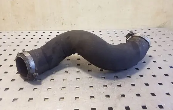 Audi Q5 SQ5 Intercooler hose/pipe 8R0145737N