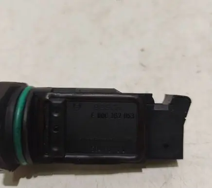 Hyundai Tucson JM Mass air flow meter F00C2G2063