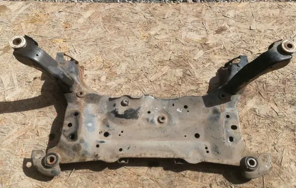 Ford Grand C-MAX Front subframe