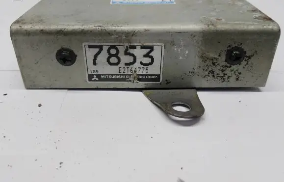 Mitsubishi Lancer Engine control unit/module E2T64775
