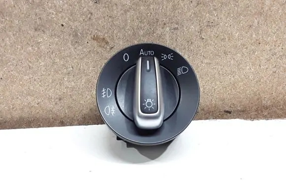 Volkswagen Golf VI Light switch 3C8941431A