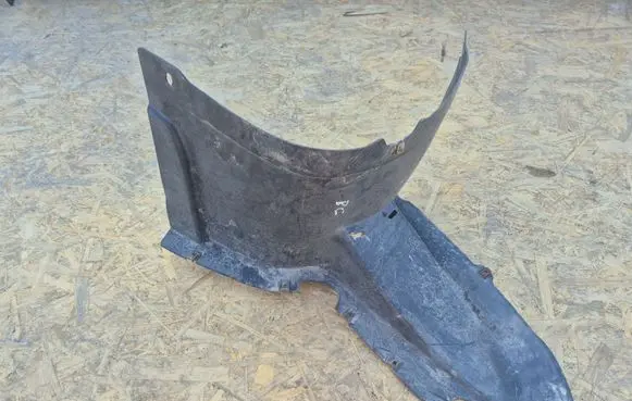 Volkswagen PASSAT B6 Front wheel arch liner splash guards 3C0805911B