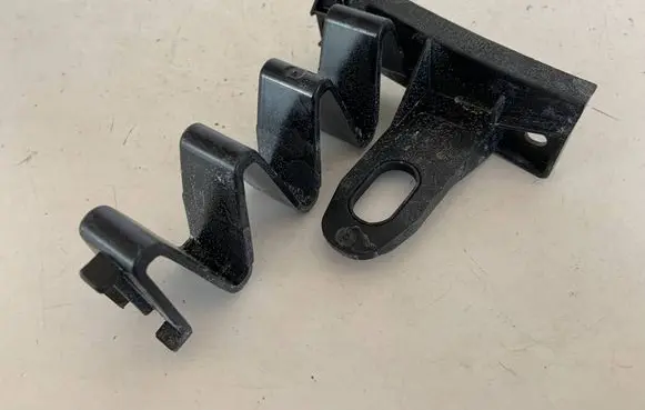 Audi A4 S4 B9 Front bumper mounting bracket 8W0807334