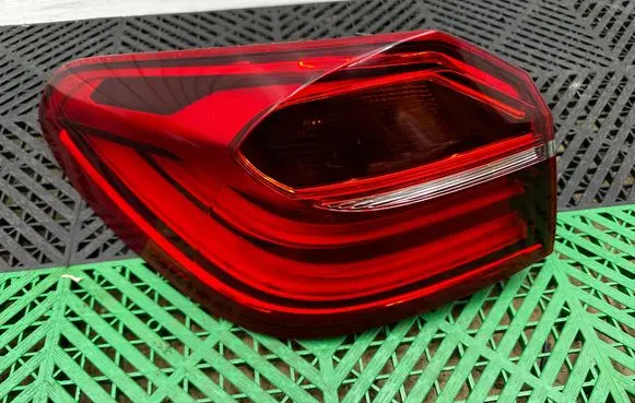 BMW X4 F26 Rear/tail lights 7331279