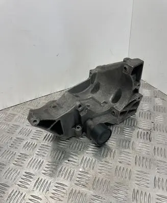 BMW 5 E60 E61 Generator/alternator bracket 7802639 GD01485 13992010