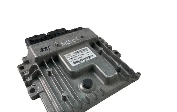 Ford Kuga II Engine control unit/module DV4112A650CK E1197RI010012