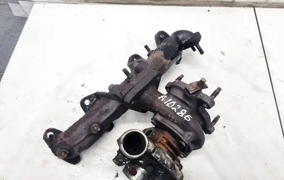 Audi A4 S4 B5 8D Turbo 028145702