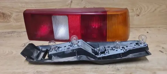Ford Mondeo MK I Rear/tail lights 97BG13A602AA