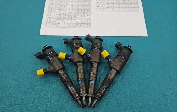 Peugeot 207 Fuel injectors set 0445110252 IMPRK1585488