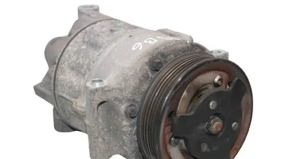 Volkswagen PASSAT B6 Air conditioning (A/C) compressor (pump) 1K0820859F