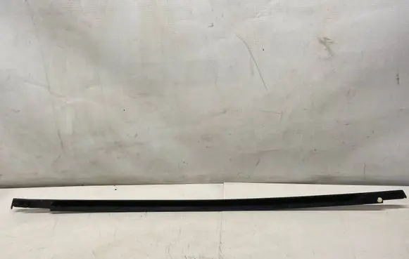 Opel Grandland X Rear door glass trim molding 9814857780