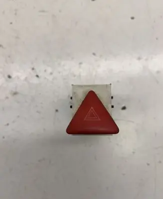 Volkswagen PASSAT B6 Hazard light switch 3C0953509A
