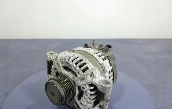 Opel Astra K Generator/alternator 13587308