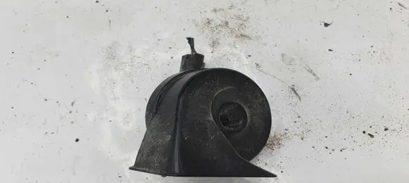 BMW 3 E90 E91 Horn signal E30055306