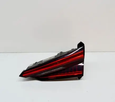 Audi A5 Tailgate rear/tail lights 8W6945094D