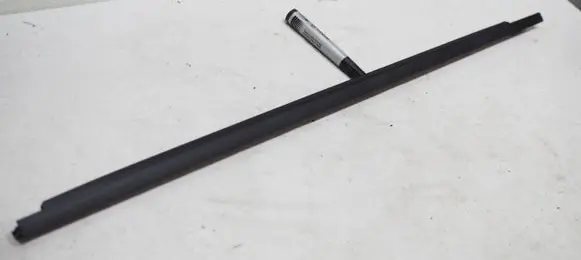 Land Rover Discovery Sport Rubber seal loading door FK72201A39A