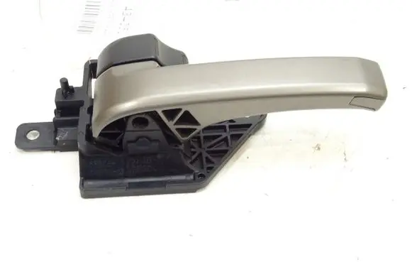 Toyota Highlander XU40 Rear door interior handle
