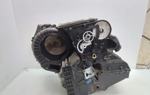 Ford Mondeo MK IV Interior heater climate box assembly housing 